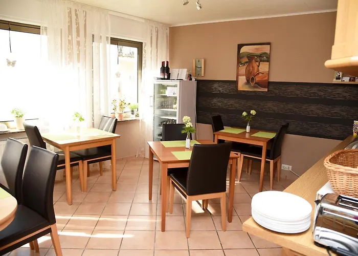 招待所 黑比膳食公寓