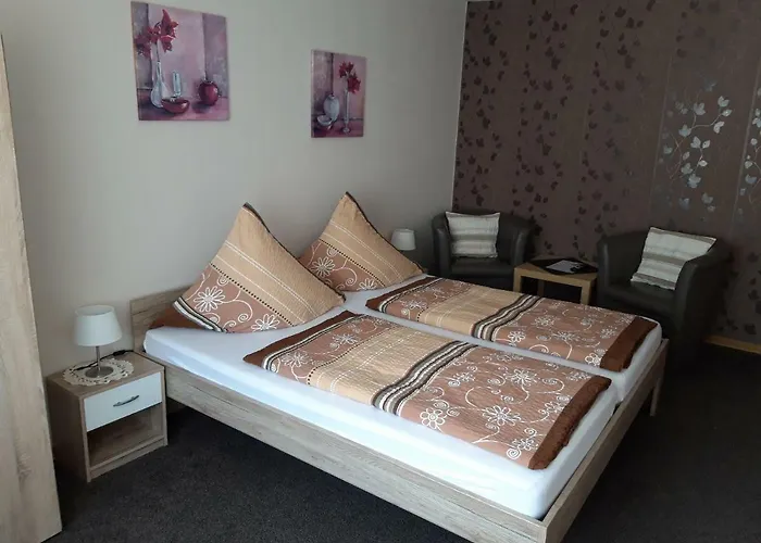 黑比膳食公寓 招待所 3*